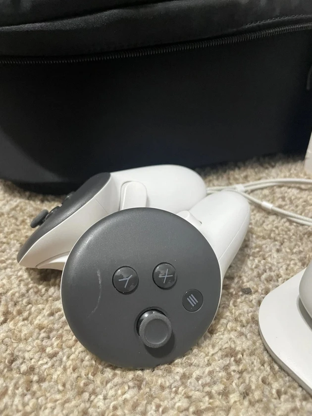 meta quest 3 512gb + accessories bundle - $150 thumbnail 8