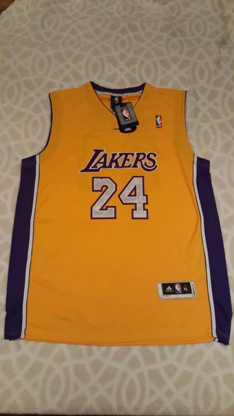 autographed kobe bryant lakers jersey thumbnail 3