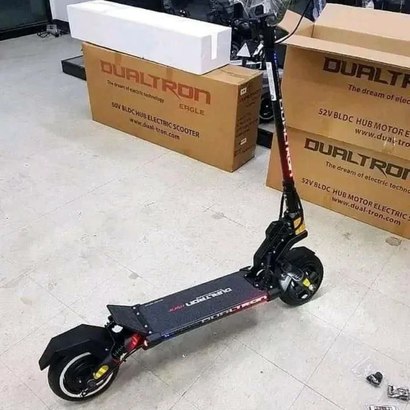 electric scooters - $700 thumbnail 2
