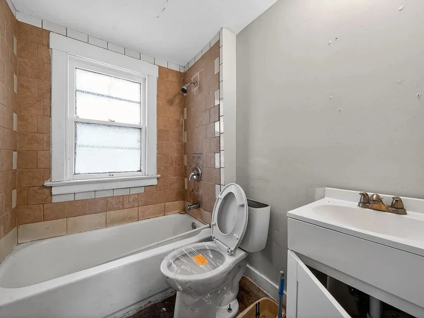 $1,250 / 3br - 1152sqft - spacious 3bedroom house available thumbnail 4