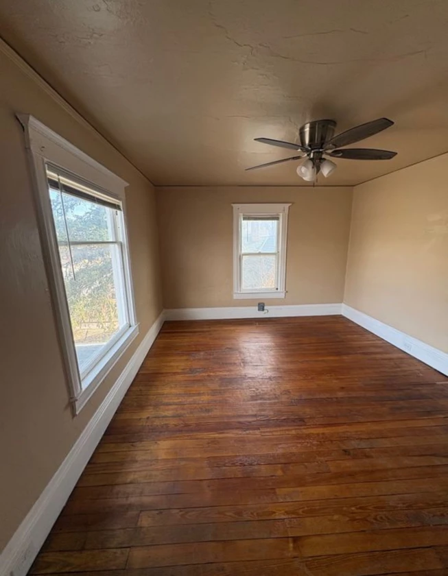 $800 / 1br - 700sqft - a studio apartment for rent thumbnail 3