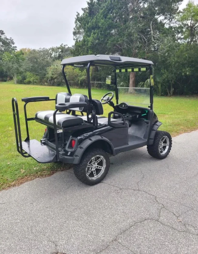 golf cart thumbnail 2