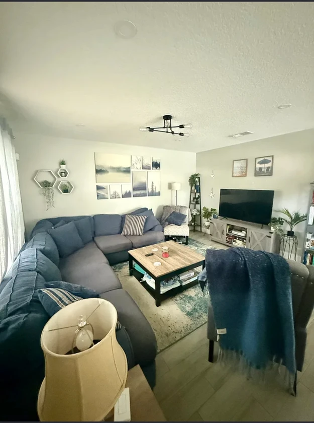 $700 private room with own bathroom available thumbnail 5