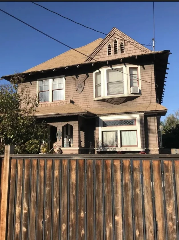 $700 private room with own bathroom available thumbnail 6