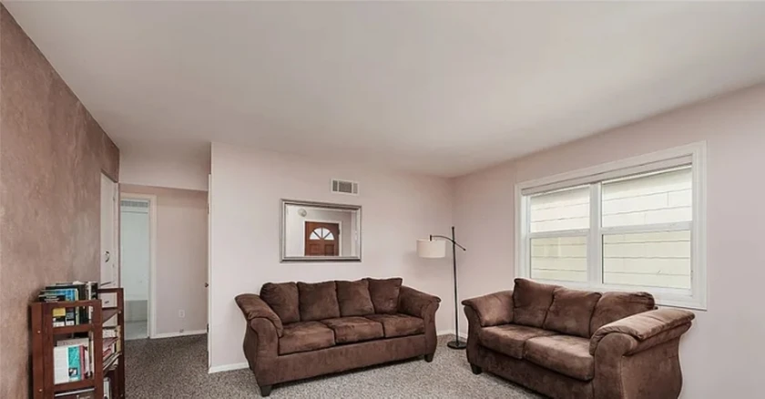 $1,200 / 2br - 893sqft - house for rent thumbnail 2