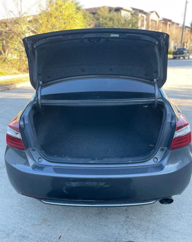 2014 honda accord,honda 2.4 engine powered - $8,000 thumbnail 5