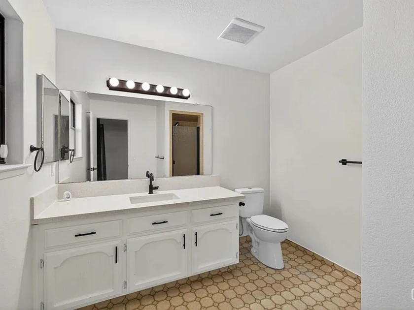 $1,400 / 3br - 1650sqft - single house for rent thumbnail 7