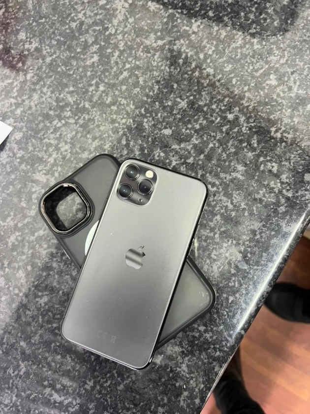 iphone 11 promax 265 - $350 thumbnail 4