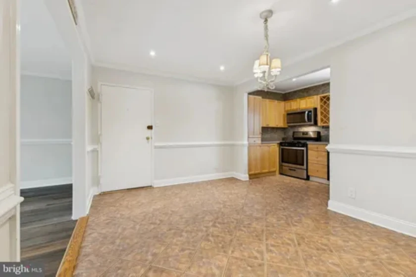 $1,400 / 2br - 998sqft - a charming condo thumbnail 6