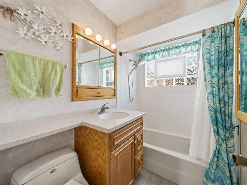 $1,700 / 3br - 1028sqft - 11326 s troy st, chicago, il 60655 thumbnail 9