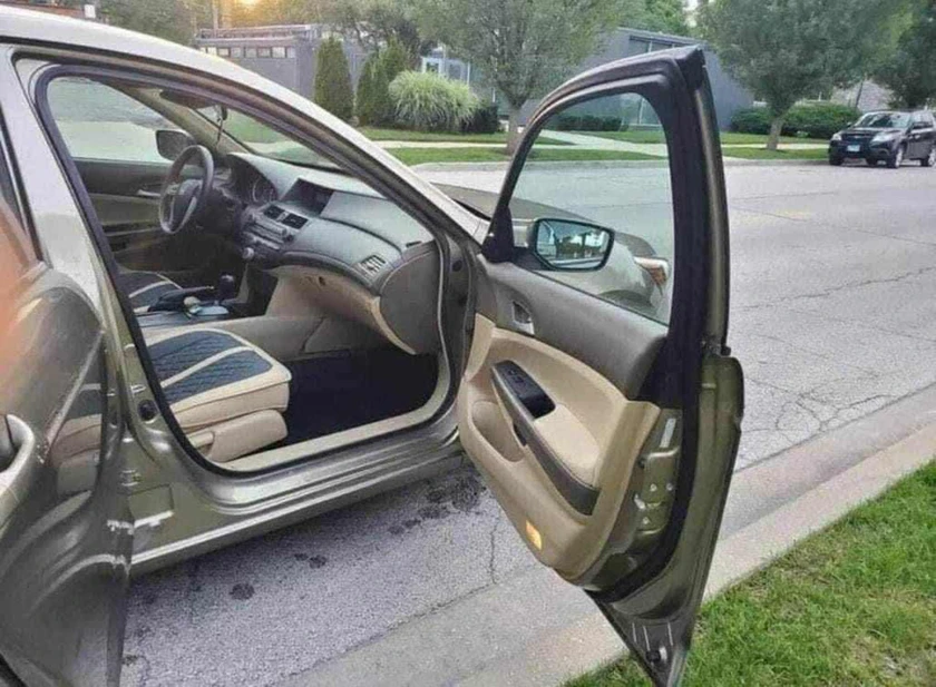 honda accord - $1,800 thumbnail 4
