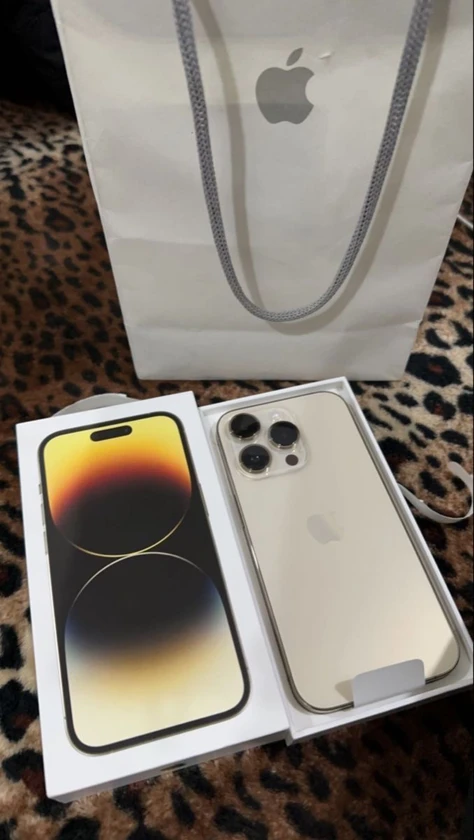 lphone15 pro max - $500 thumbnail 3