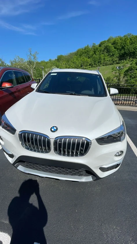 model: it is a bmw x4 with the m sport package, which includes the distinct fron thumbnail 3