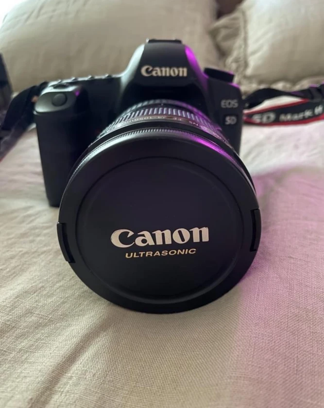 camera sale thumbnail 3