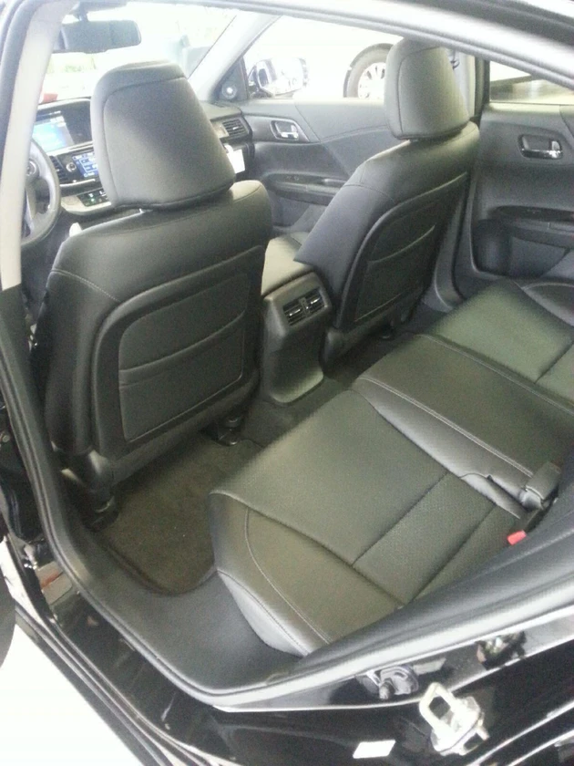 Washer and dryer thumbnail 1