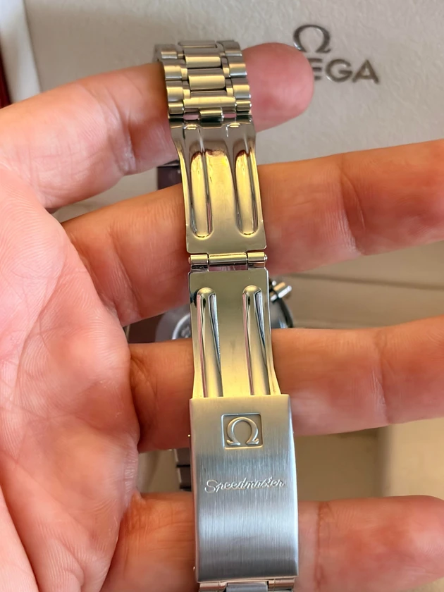 ômega speedmaster reduced 3510.50 complete set. - $2,200 thumbnail 3