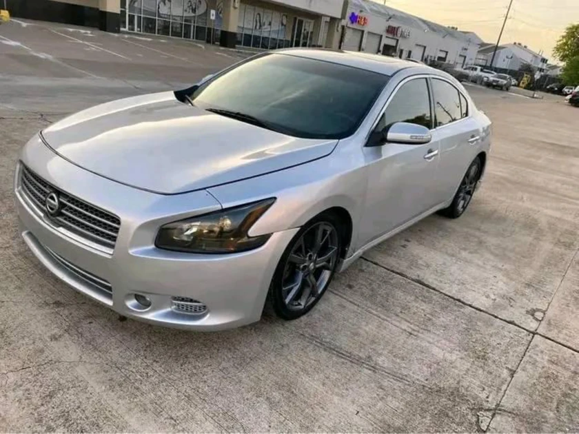 2013 nissan maxima thumbnail 2