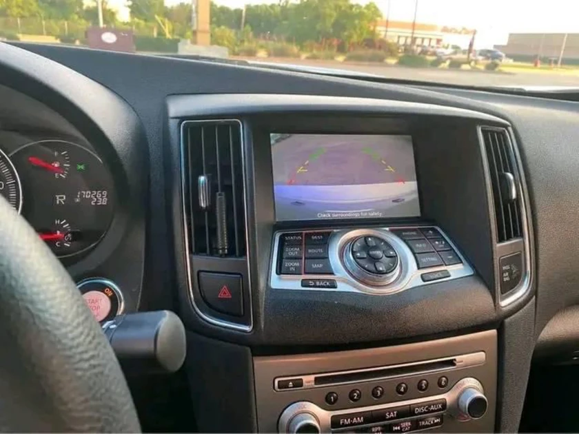 2013 nissan maxima thumbnail 4