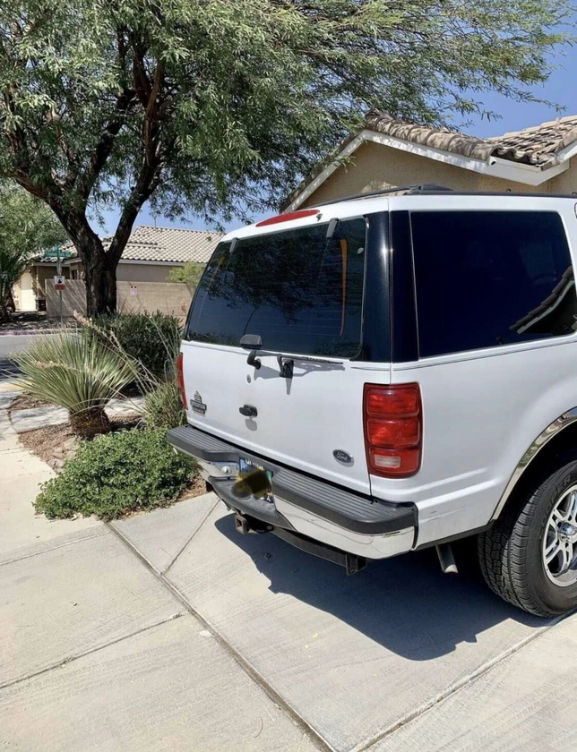 1998 ford expedition sport utility xlt 9 < passenger 4 wheel drive - $5,800 thumbnail 3