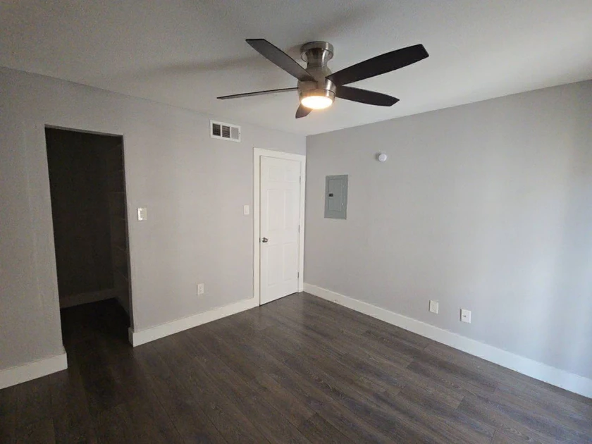 $675 / 648sqft welcome to this 1 bed 1 bath condo thumbnail 5