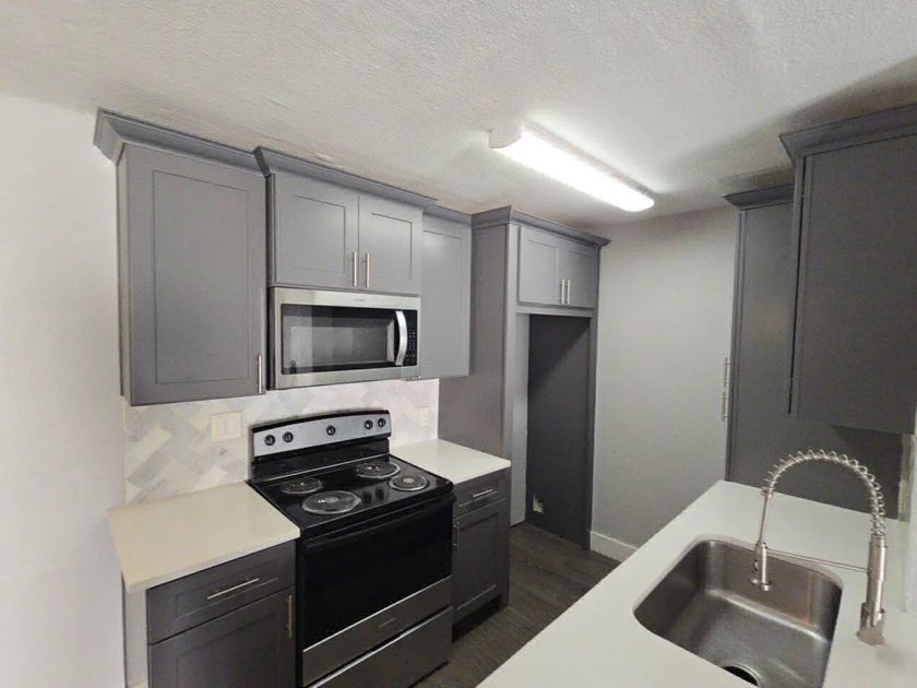 $675 / 648sqft welcome to this 1 bed 1 bath condo thumbnail 7