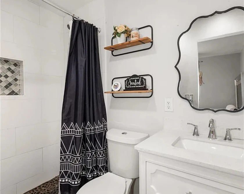 $1,300 / 1950sqft house for rent thumbnail 2