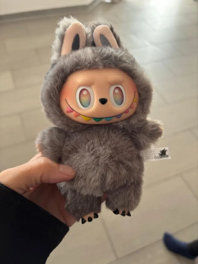 labubu toys - $40 thumbnail 2