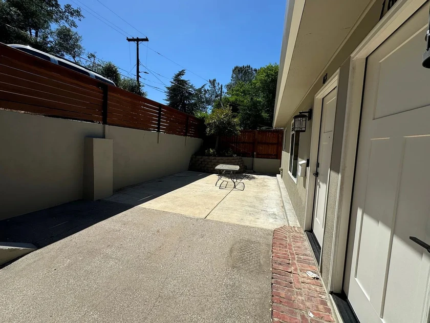 $1,500 / 70br - 850sqft - looking for tenant thumbnail 4