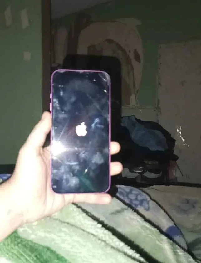 iphone 16 258gb - $500 thumbnail 2