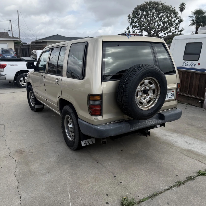 1992 isuzu trooper - $2,500 thumbnail 3