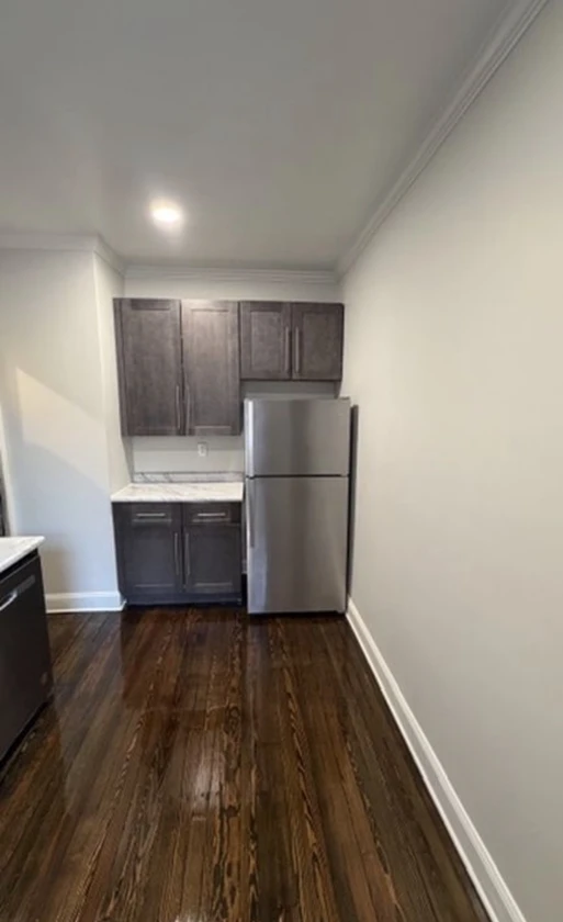 $1,350 / 1br - 1500sqft - flatbush apartments thumbnail 2