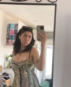 Featured post 1