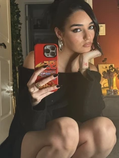 Featured post 1