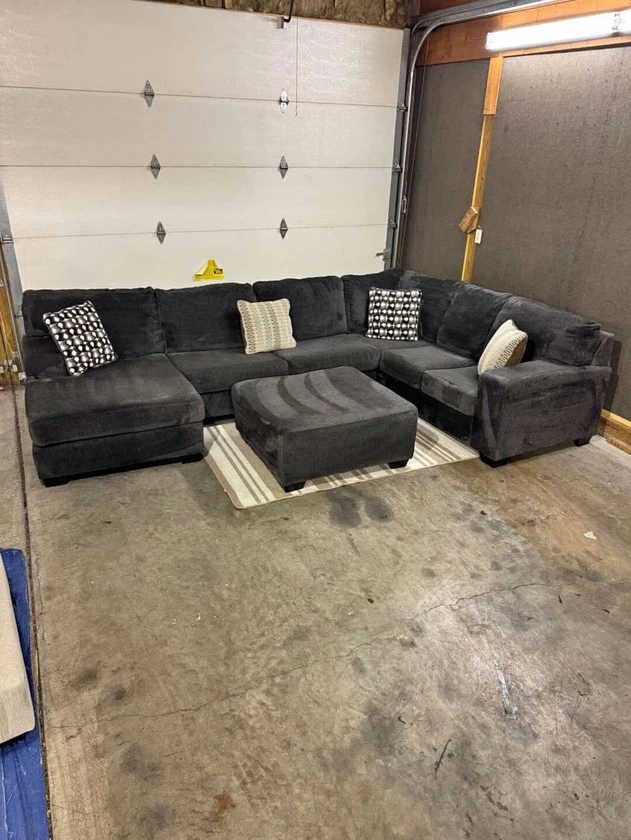 sectional couch - $300 thumbnail 4