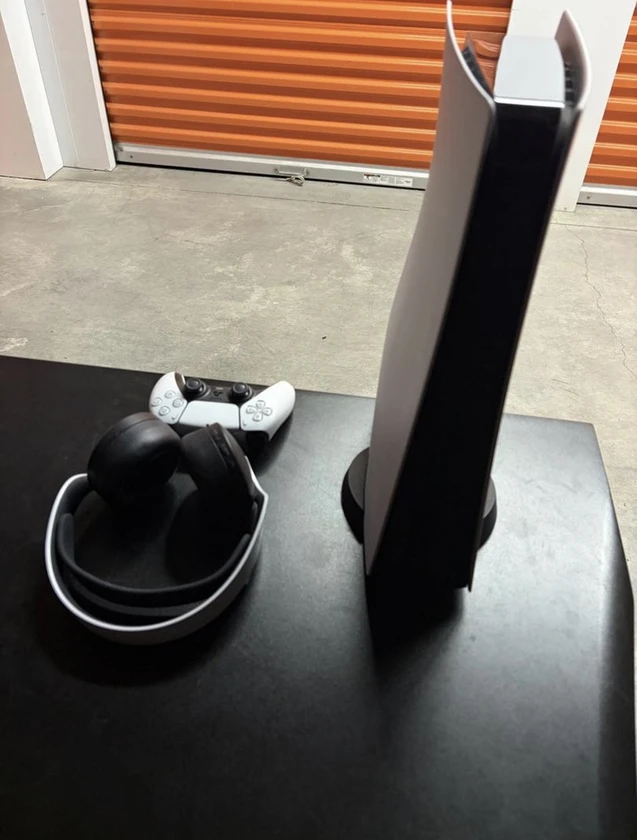 Washer and dryer thumbnail 1