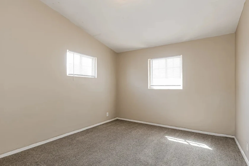 $1,000 / 1761sqft 3 bedrooms and 2 benches available for rent in phoenix, az, 8 thumbnail 2