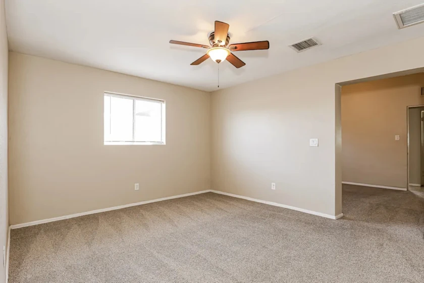 $1,000 / 1761sqft 3 bedrooms and 2 benches available for rent in phoenix, az, 8 thumbnail 5
