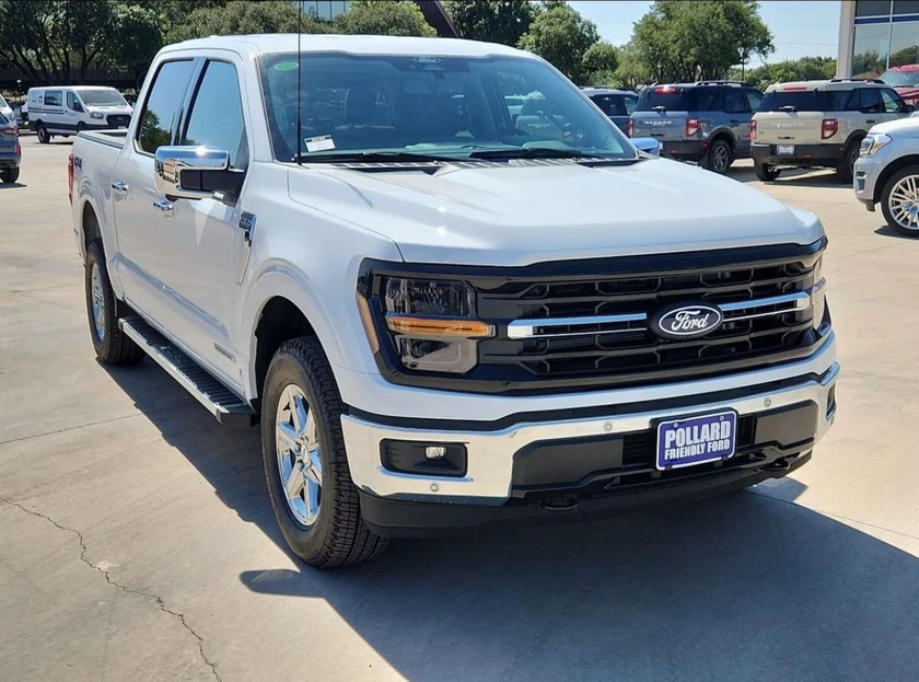 2025 ford f-150 xlt pickup truck. - $1,000 thumbnail 5