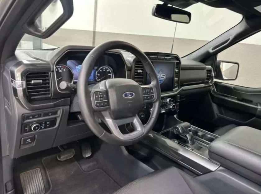 2025 ford f-150 xlt pickup truck. - $1,000 thumbnail 9