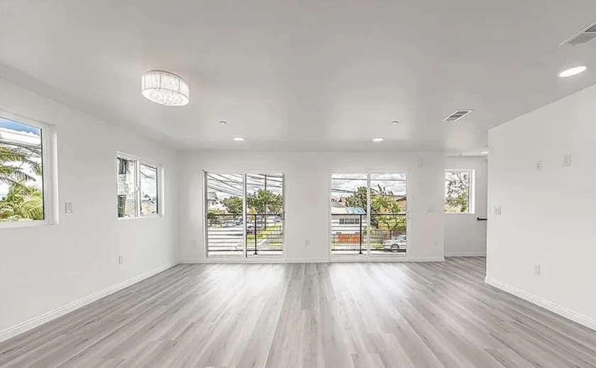 $800 / 1br - 900sqft - room for rent in modern new construction building only $8 thumbnail 2