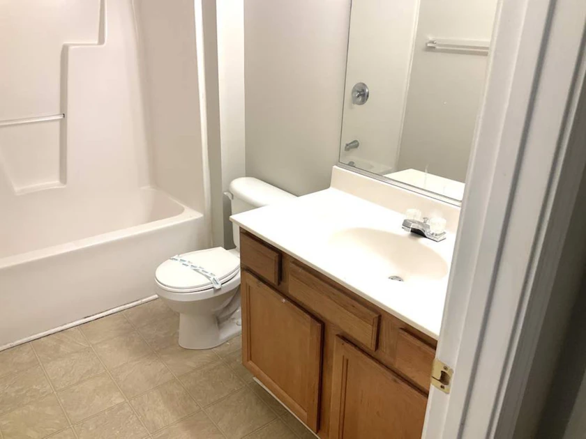 $835 / 2br - 1172sqft - beautiful single family home for rent thumbnail 4