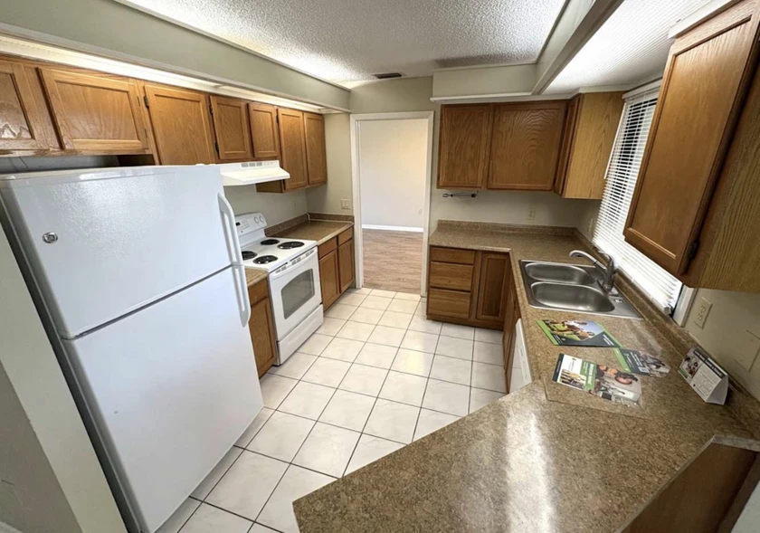 $1,000 / 3br - 1232sqft - beautiful charming 3 beds | 2 baths for rent thumbnail 3