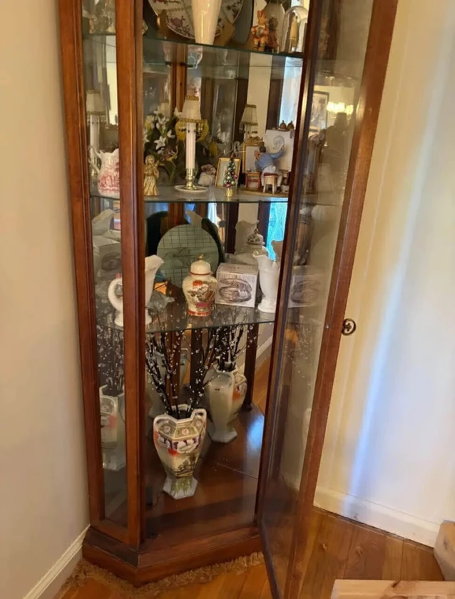 antique vintage curio lighted cabinet - $100 thumbnail 2