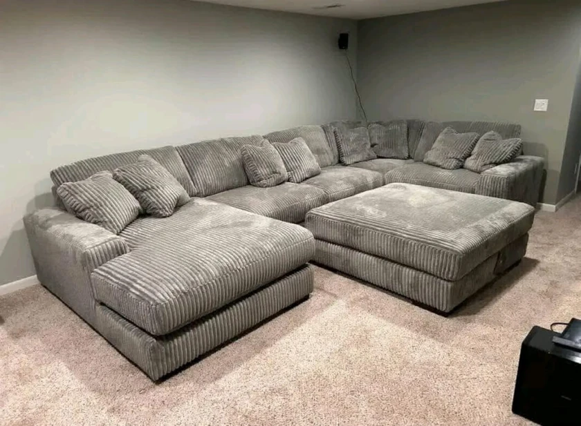monster sized modular sectional couch - $300 thumbnail 3