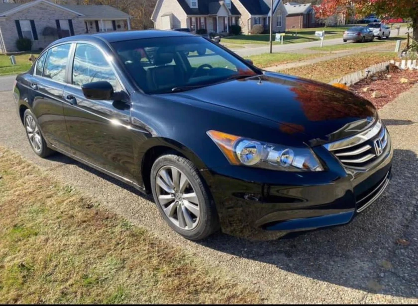 2012 honda accord thumbnail 2