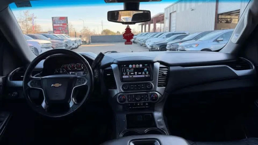 2018 chevrolet tahoe - $10,000 thumbnail 3