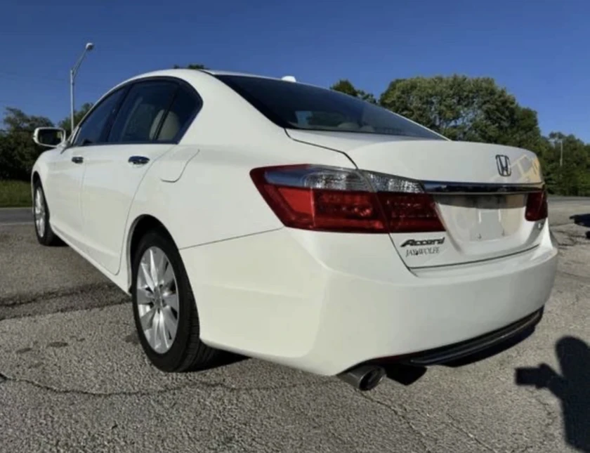 2013 honda accord - $1,300 thumbnail 6