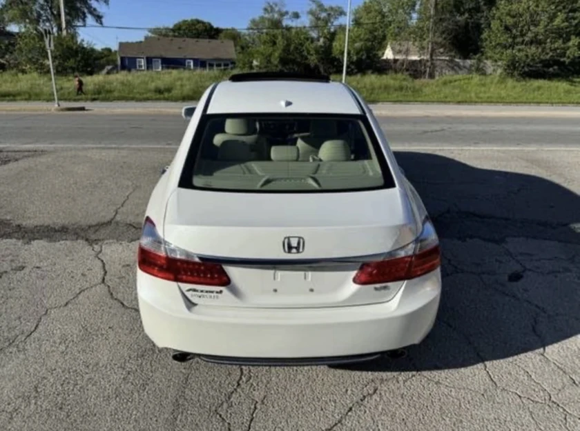 2013 honda accord - $1,300 thumbnail 8
