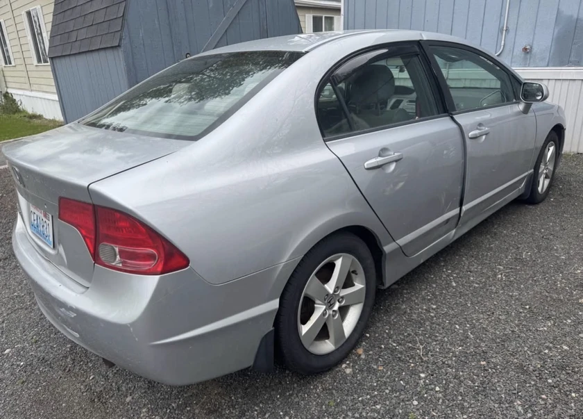 2004 honda civic - $1,200 thumbnail 7