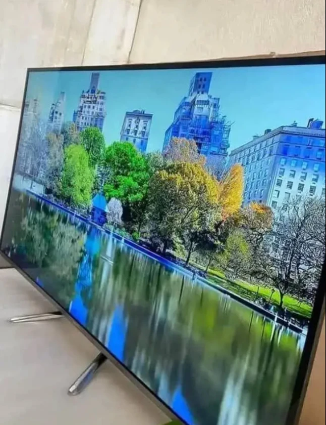 samsung smart tv 75 inch - $260 thumbnail 2